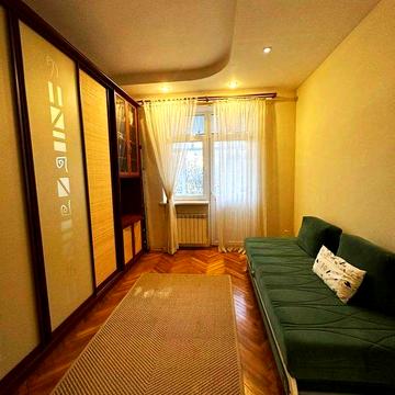 Здається двокімнатна м. Кловська