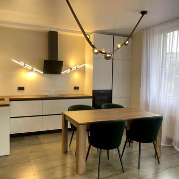 Мокра вул. (Кудряшова), 8-Б