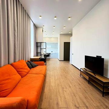 Набережна Перемоги вул., 68-А