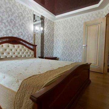 Здам 2-х рівневу квартиру на Гетьмана Мазепи 3030