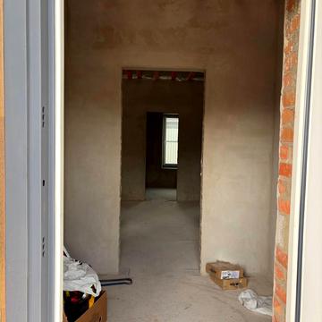 Остромирська вул.