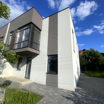 Степана Бандери вул.