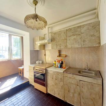 Гетьмана Івана Мазепи вул. (Топольна), 4