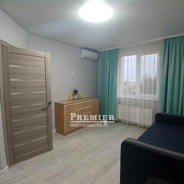 Продам 1 кімнатну квартиру з ремонтом