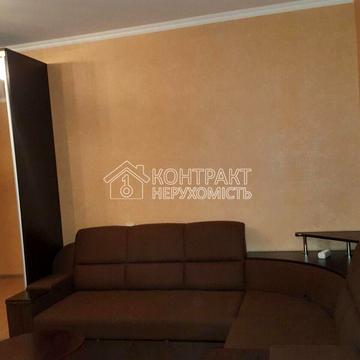 Нескорених вул. (Героїв Праці), 12е