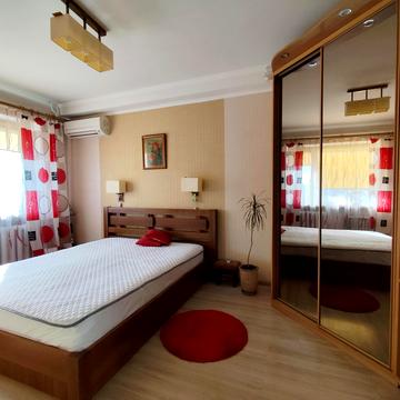 Повітряних Сил просп. (Повітрофлотський), 36