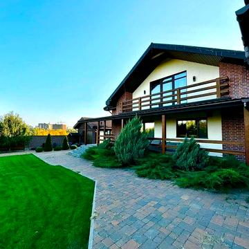 Будинок Еліт-Класу. Ландшафтний дизайн. Сучасний Ремонт. Яр Центр 13хв