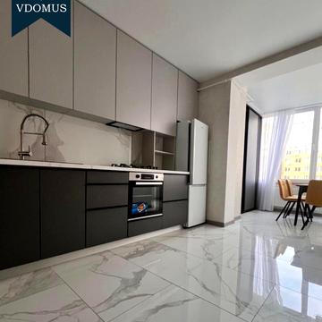 Миру вул., 30