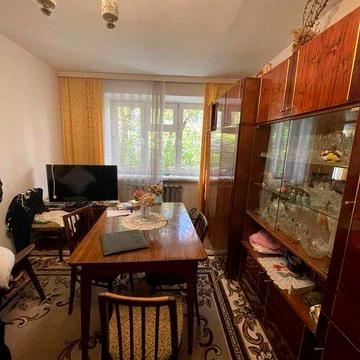 Продаж 2-х кімнатної квартири вул. Тютюнників