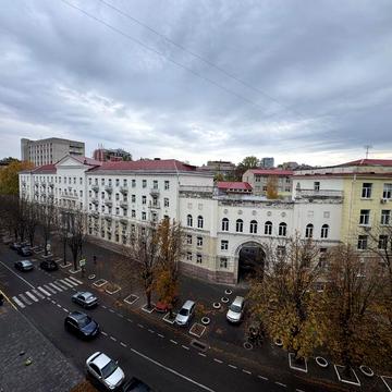 Продам квартиру вул.Вернадського Дзержинського Центр