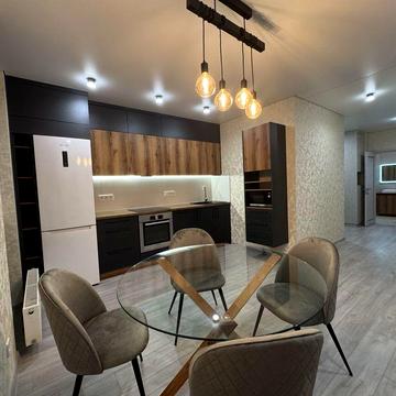 Власник! Світоло не вимикають! Євротрьошка ТРЕТІЙ поверх! Без комісіі.