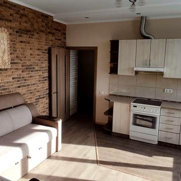 Данила Галицького вул., 16