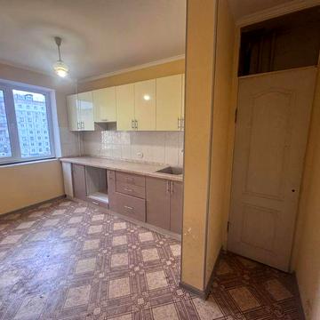 Продам трикімнатну квартиру в м.Вінниця вул.О.Антонова