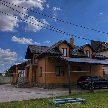 Будинок в Червоних Горах, 10 соток