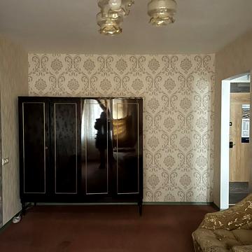 Академіка Корольова вул., 3а