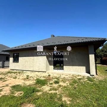 Будинок 180 м², 3 спальні, кухня-студія, 8 соток. Петрушки