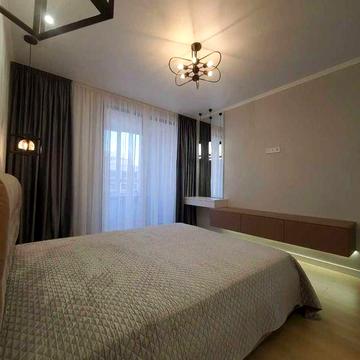 Двокімнатна квартира в центрі міста з новим ремонтом! Терміново!