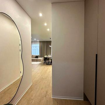 Таунхаус з авторстким ремонтом, меблями та технікою.