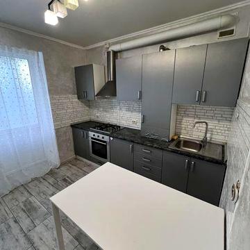 Оренда великої 2к квартири 80 м.кв в ЖК Петрівський квартал