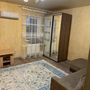 Здам свою квартиру в оренду . В ройоні Ленселеща.