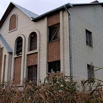 Продаж 20сот під забудову з будинком 350 м2 Солонка !