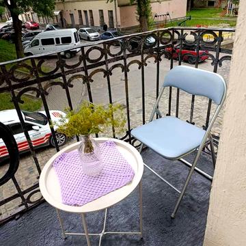 Весела вул., 4