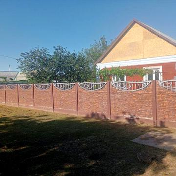 Продам будинок .