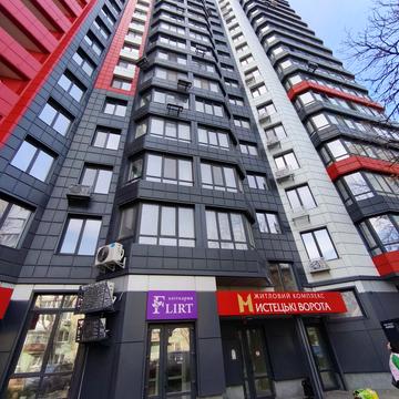 майдан Мистецькі Ворота пл., 9-А