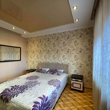 Євгена Чикаленка вул., 54