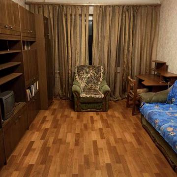 Сдам 3 комнатную квартиру на Парус-2