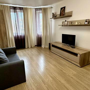 Боголюбова вул., 20