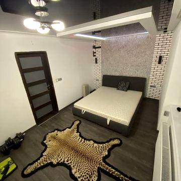 Продам 2х кімнатну квартиру студію в Берегові