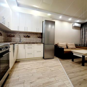 Чубинського вул., 8-А