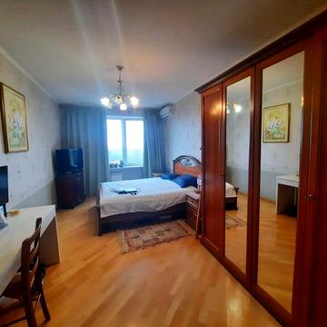 Печерськ_Видова_Лавру_3к_81м2_СОВМІН_вул.Омеляновича-Павленка Михайла