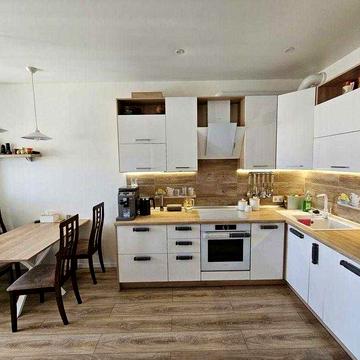 1К 51м Драгоманова Осокорки Позняки Ахматової Григоренка Лебединий