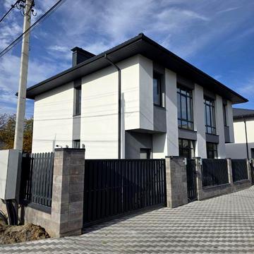 Продам Дуплекс в с. Петропавлівська Борщагівка,від Власника.