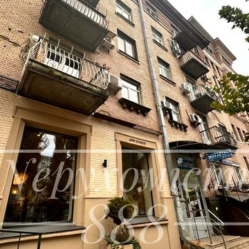 Тараса Шевченка бульв., 10