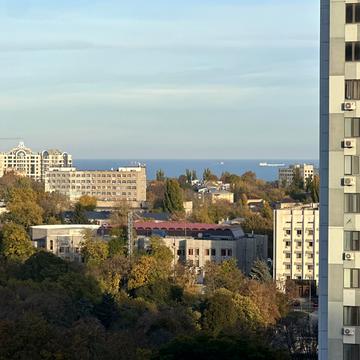 Середньофонтанська вул., 19в