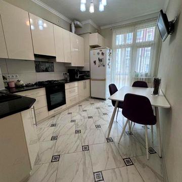 Продається 1 ком новобудова 3 ремонтом і меблями ЖК Інтергалбуд