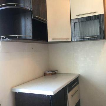 Здаю 1 к. кв  центр