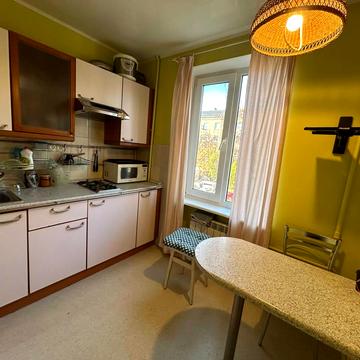 Марії Приймаченко бульв. (Академіка Ліхачова), 4