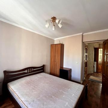 Панаса Мирного проїзд, 33