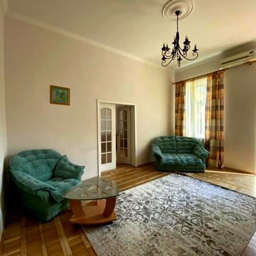 Євгена Чикаленка вул. (Пушкінська), 31-Б