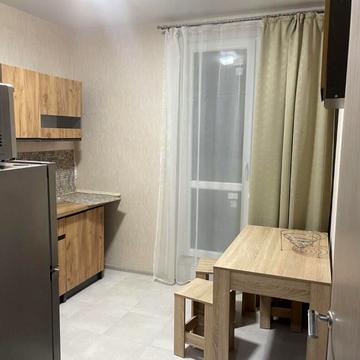 Віталія Нестеренка вул. (Академіка Воробйова), 35