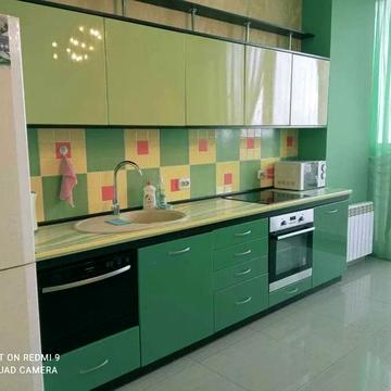 Гната Хоткевича вул. (Червоногвардійська), 8