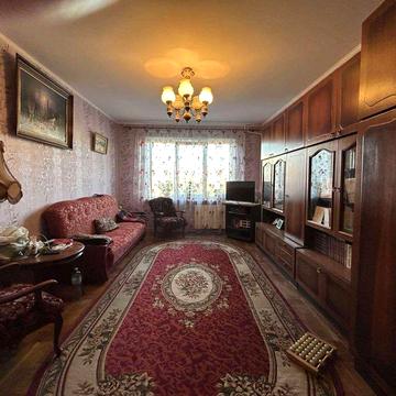 Продам 3-ёх комнатную квартиру на Оболони, ул. Тимошенко,3.