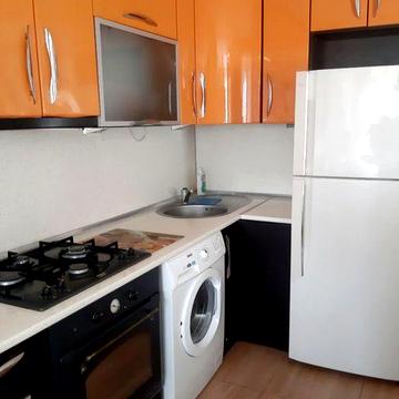 Оренда! Автономне опалення ! 2-к. квартира з ремонтом і меблями. Метал