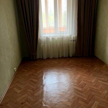 Продам двухкімнатну квартиру, вул Оноре де Бальзака, житловий стан