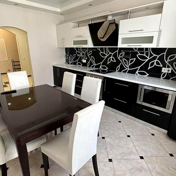 Урлівська вул., 36