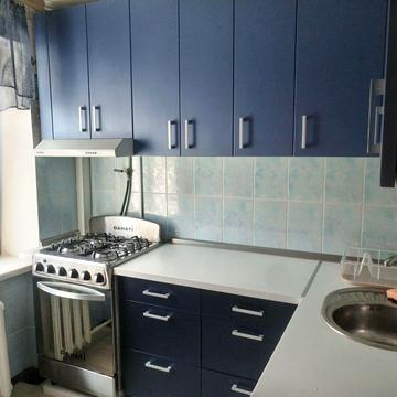 Межова вул., 18